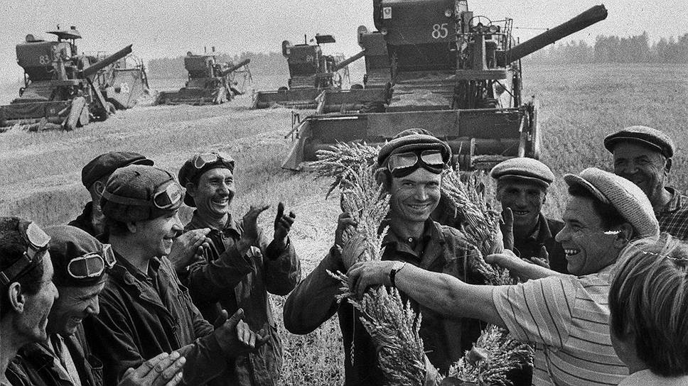 Работники колхозов-миллионеров были неприятно удивлены реформой 1964 года: государство обещало им меньше, чем они получили бы по старой схеме